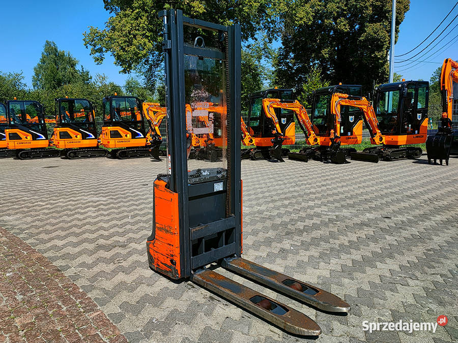 Elektryczny wózek podnośnikowy z masztem ręcznie Kęty