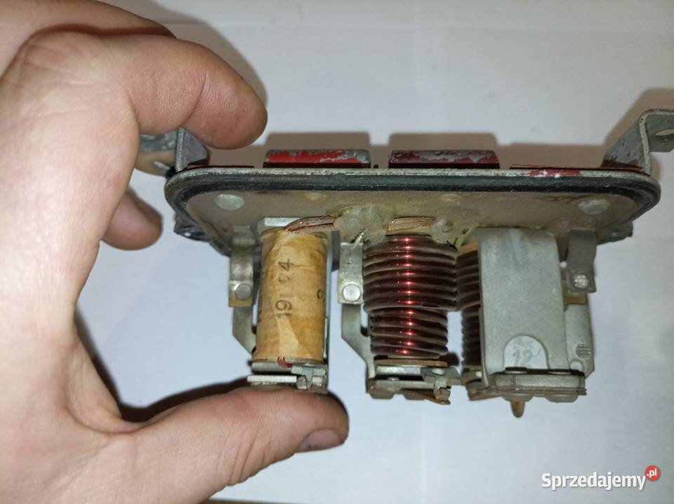 Bosch regulator napięcia 12v oldtimer Stalowa Wola