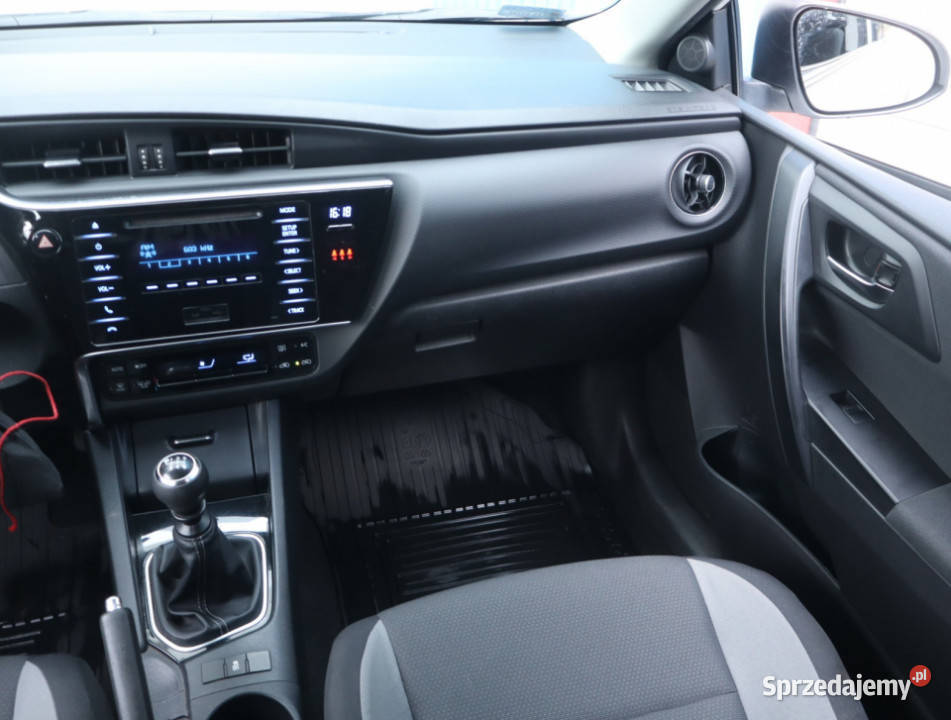 Toyota Auris 13 Dual VVTi łódzkie Łódź sprzedam