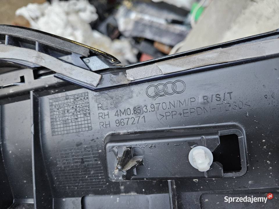 AUDI Q7 4M0 LIFT SLINE LISTWA DRZWI PRAWY TYŁ wielkopolskie Międzychód