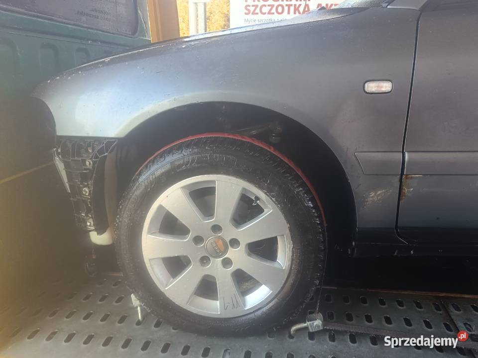 Błotnik Lewy LY7L Audi A4 B5 FL a42 Myszków