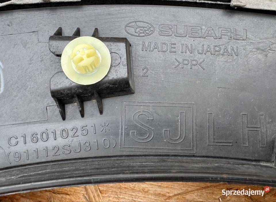 Listwa drzwi tył lewa Subaru forester V 5 SK 19 Sieraków