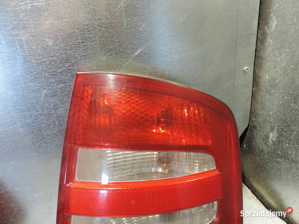 SKODA FABIA 1 KOMBI LAMPA PRAWA TYŁ TYLNA sprzedam