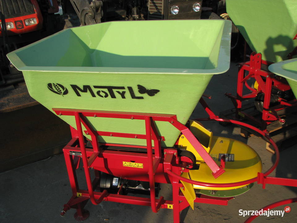 Rozsiewacze nawozów wapna jednotarczowy MOTYL łódzkie Opoczno sprzedam