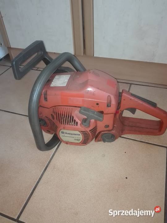 Piła spalinowa Husqvarna 142 uszkodzona