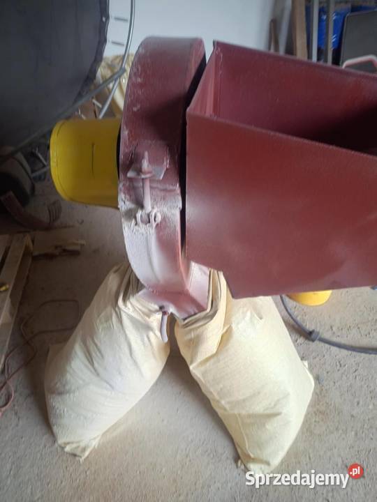 Śrutownik bijakowy 11kW Pozostałe lubelskie Ulan-Majorat