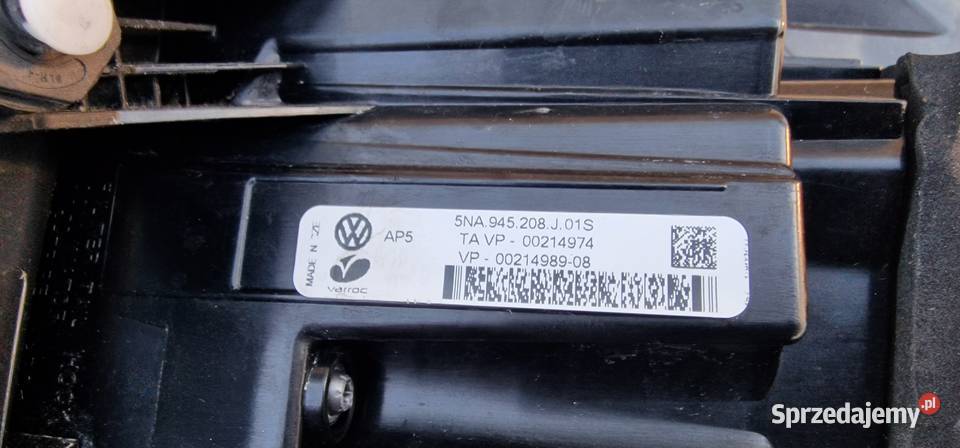 VW TIGUAN II 5NA LAMPA PRAWA TYŁ TYLNA IDEALNA Bieleń