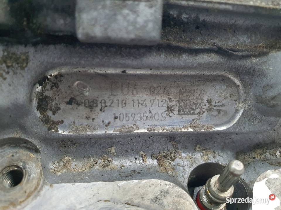 GŁOWICA LEWA Audi A6 30 TDI 1059353CS Pompy wspomagania