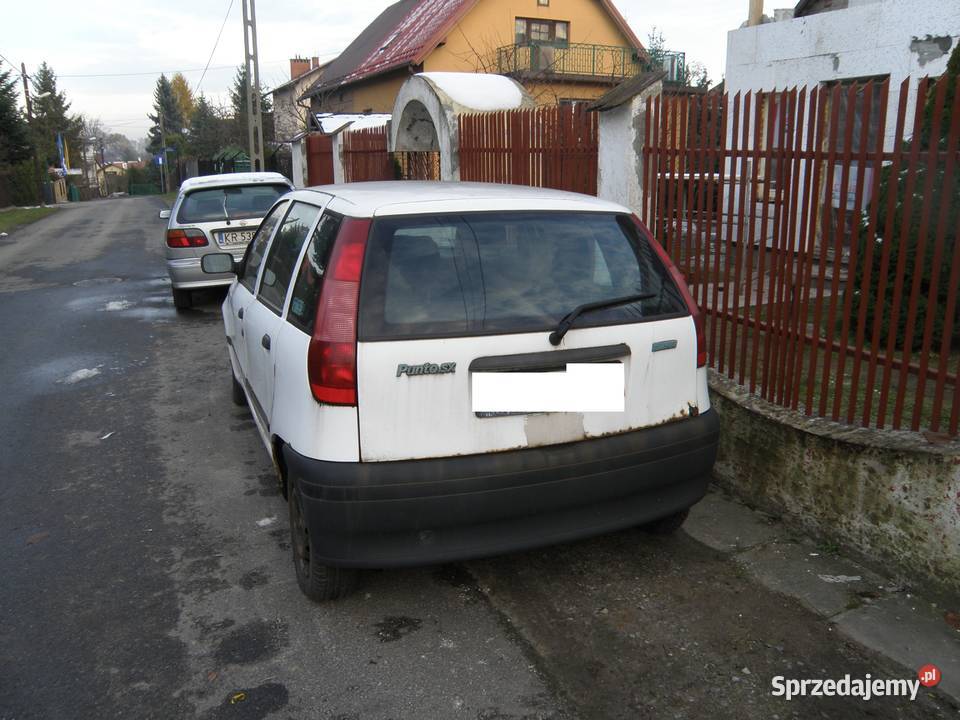 Zderzak tylny tył Fiat Punto I 9398 czarny nie Kraków