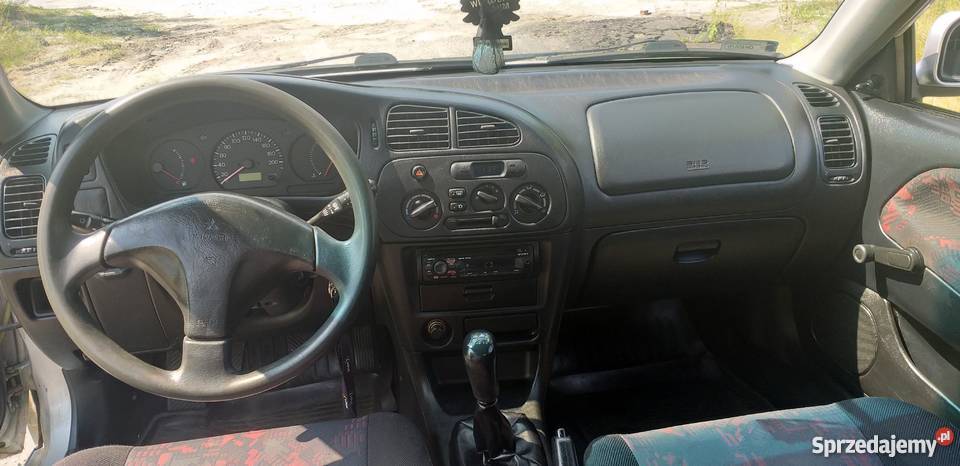 Mitsubishi colt 13 benzyna 1999