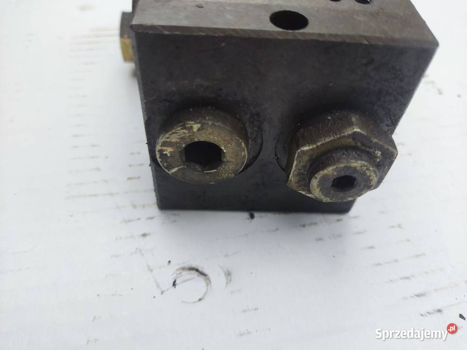 Blok hydrauliczny 2 sekcyjny Kotlin