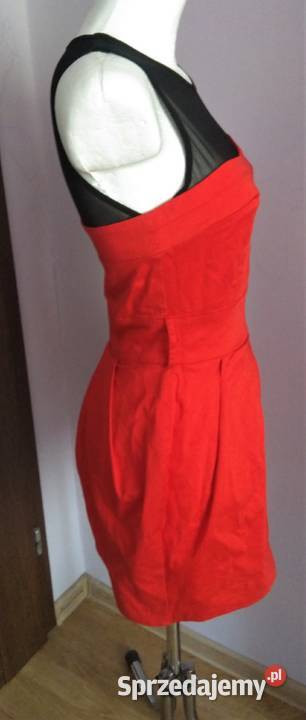 Elegancka czerwona sukienka z czarną siateczką Krosno