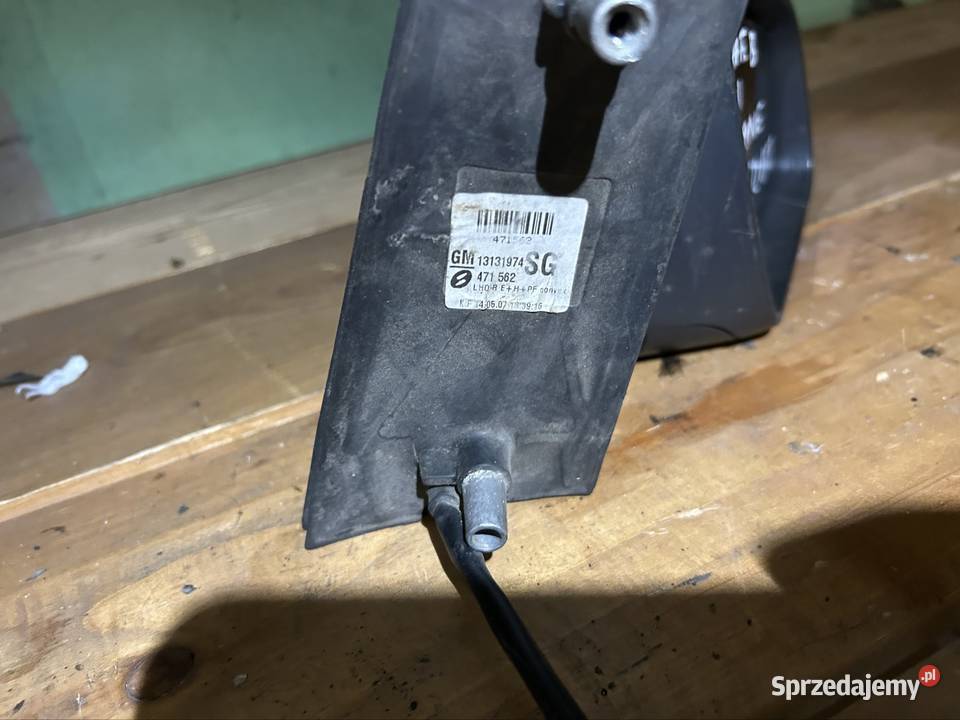 Lusterko prawe elektrycznie składane Opel zafira Kęty