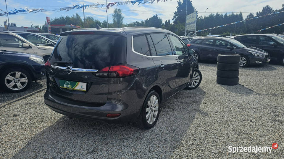 Opel Zafira 7 Os Przebieg 219000 20 autoalarm Świdnica