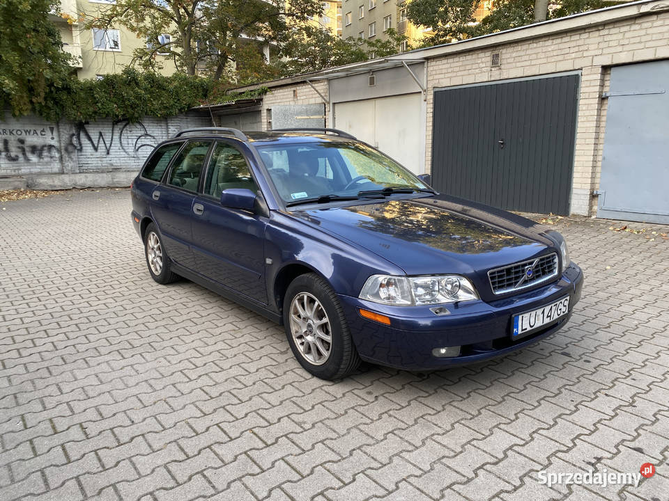 Volvo v40 2003r 122 benzyna niebieski V40 Warszawa