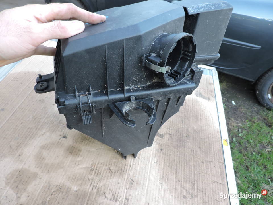 Obudowa filtra powietrza BMW E46 Benzyna sprzedam