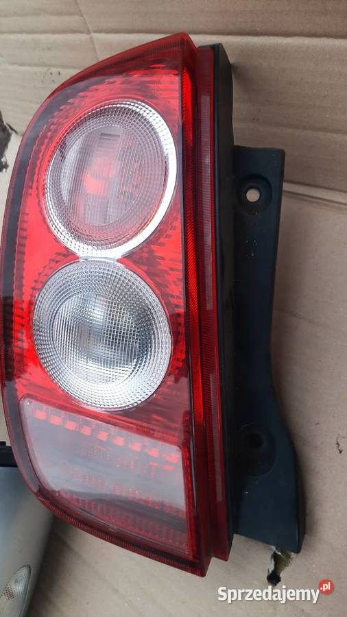 lampa tylna prawa lewa Nissan MNicra k12 lift 3 osobowe Oświetlenie
