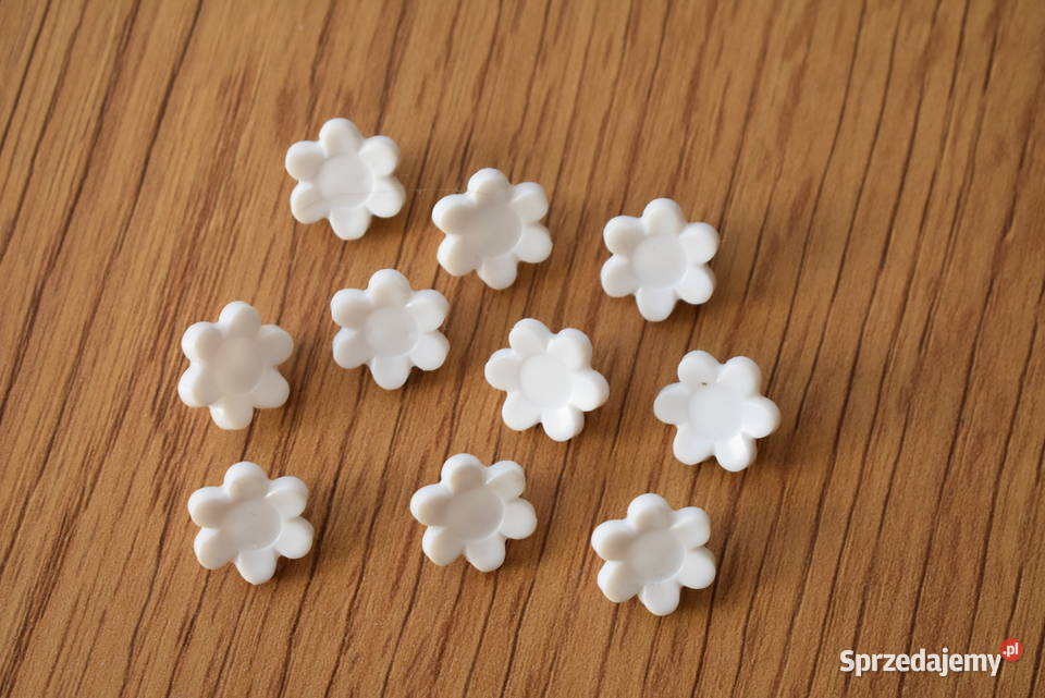 Guziki ubraniowe Warszawa