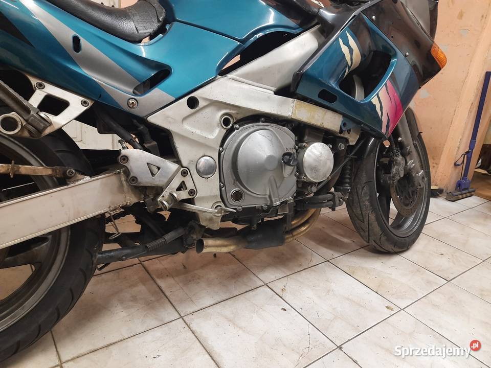 Kawasaki ZZR 600 części koło Licznik owiewki Jelenia Góra sprzedam