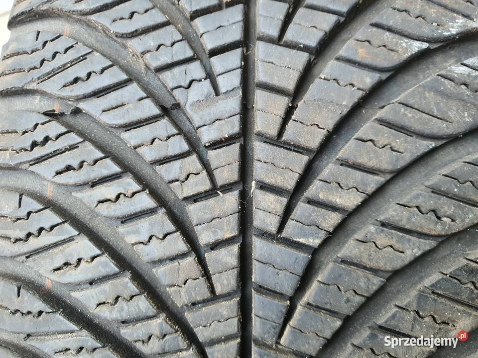 Opona 2056016 Łask sprzedam