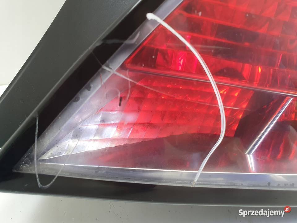 LAMPA PRAWA Opel Astra H III lift HB 0610r TYLNA Rudka