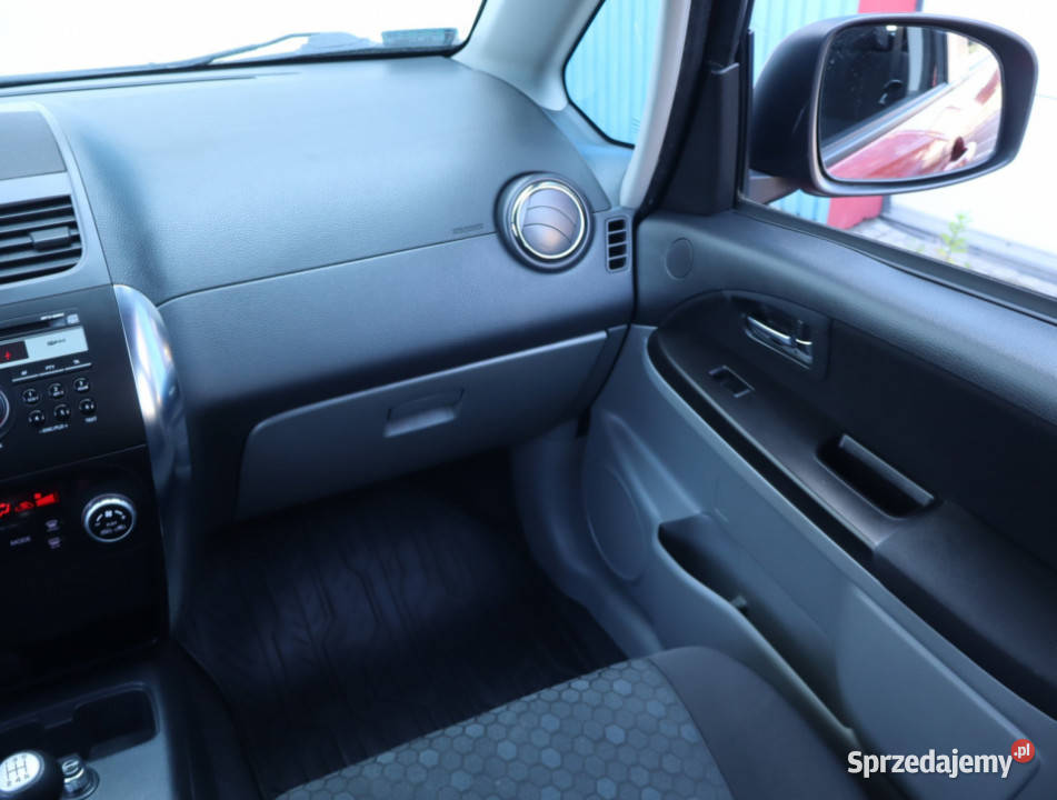 Suzuki SX4 16 VVT przyciemniane szyby łódzkie Łódź