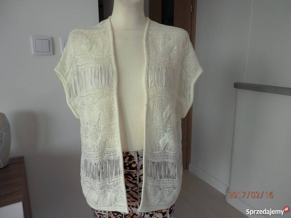 Blezer Kremowy Narzutka Kimono by UK 36 Marynarki i żakiety Łomża sprzedam