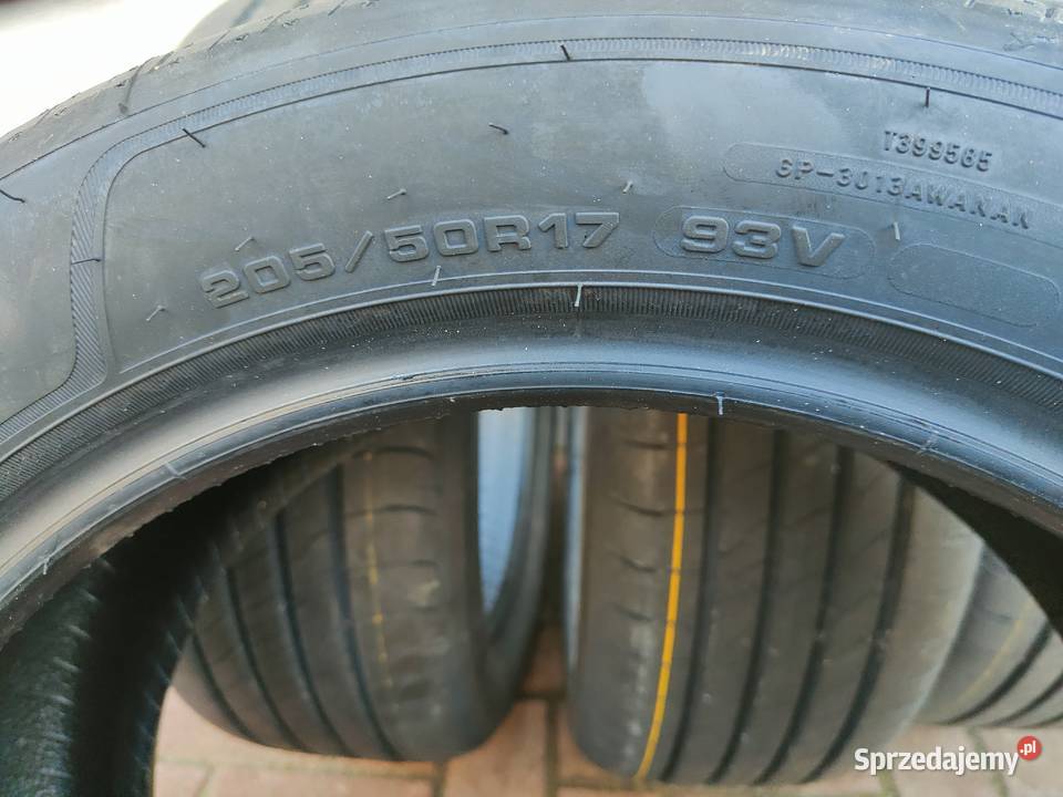 Opony Goodyear 20550 R17 93V nowe 50 Odolanów sprzedam