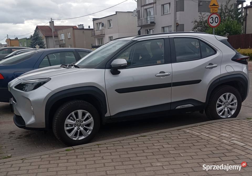 Toyota Yaris Cross 2025 hybryda Wikielec sprzedam
