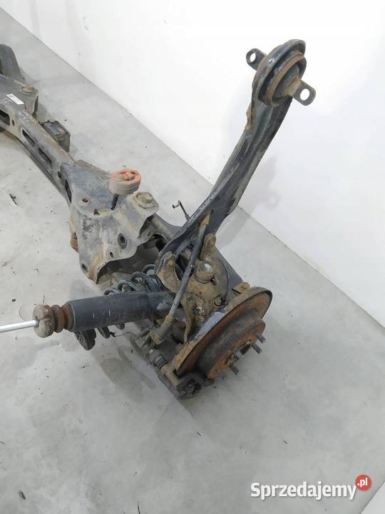 BELKA ZAWIESZENIA TYŁ KOMBI Hyundai i30 II