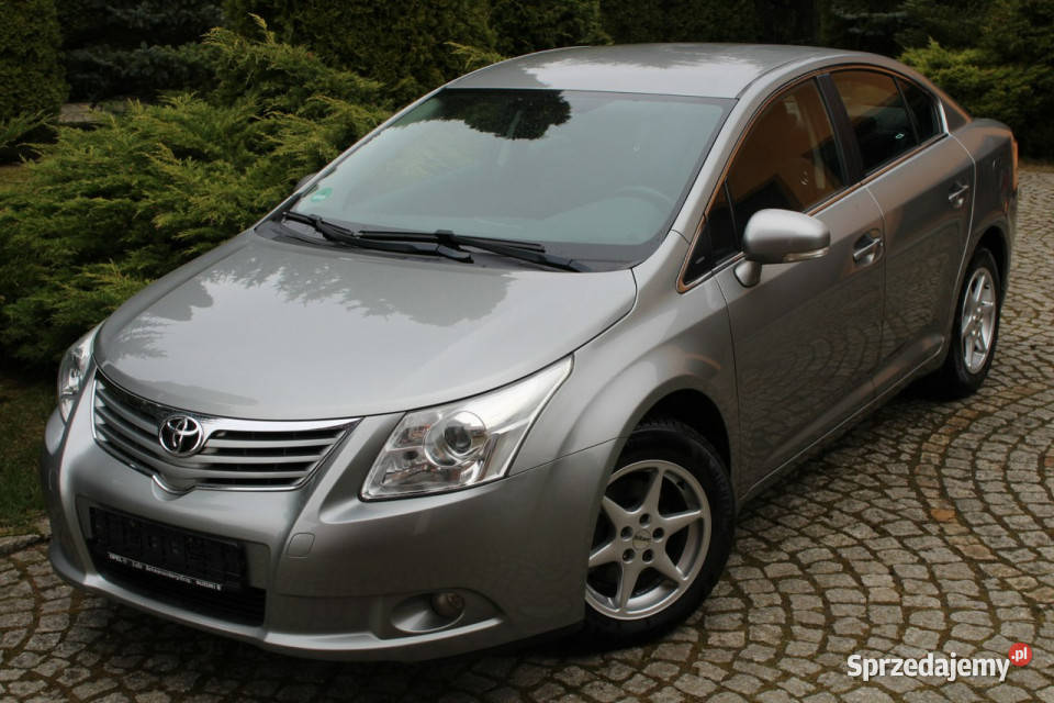 Toyota Avensis 147 Benzyna Przebieg 96 Sedan III kamera cofania Lubań