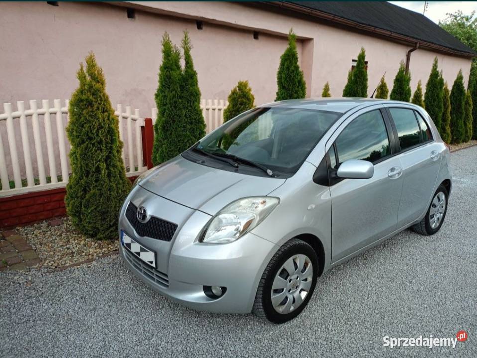 ŚLICZNA TOYOTA YARIS 2006 13 benzyna NISKI 1300cm3 Radomsko