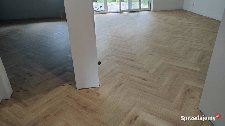 Montaż paneli podłogowych montaż drzwi jodełka śląskie Cieszyn