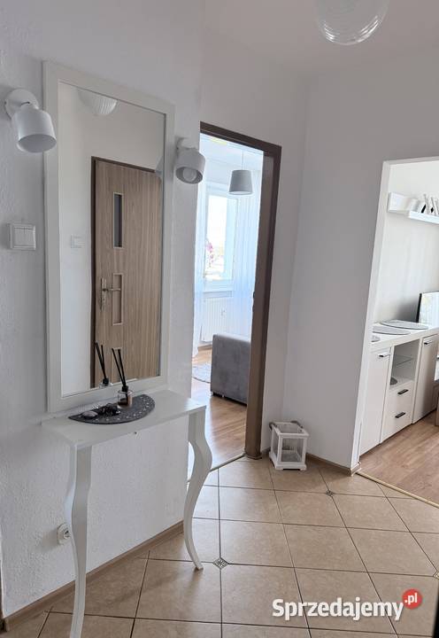 3pokoje 48m2 Praga Południe do zamieszkania piwnica Sprzedaż Warszawa