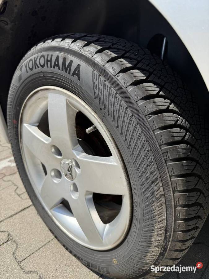 Peugeot 207 14 73 Benzyna 180 Zarejestrowany w Polsce Jelenia Góra sprzedam