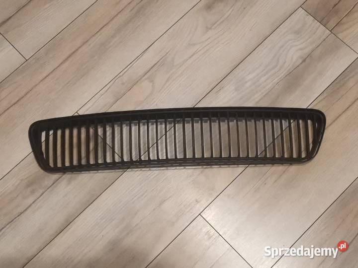 SKODA FABIA 1 LIFT ŚRODKOWA KRATKA ZDERZAKA Międzychód sprzedam