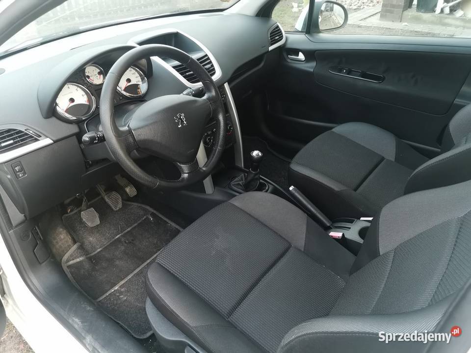 Peugeot 207 14 VTI możliwa zamiana 207 kujawsko-pomorskie Czernikowo