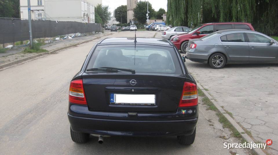 sprzedam opel astra klimatyzacja manualna Astra Samochody osobowe