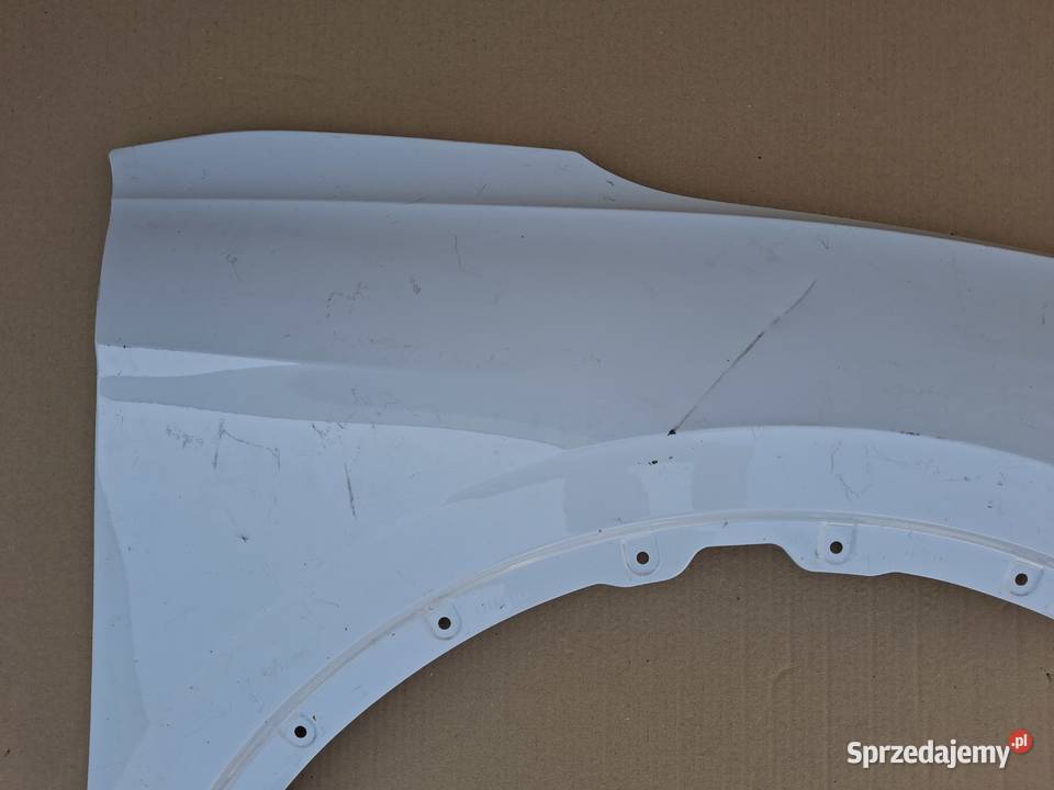 VW ID4 ID4 BŁOTNIK PRAWY PRZÓD 11A821106