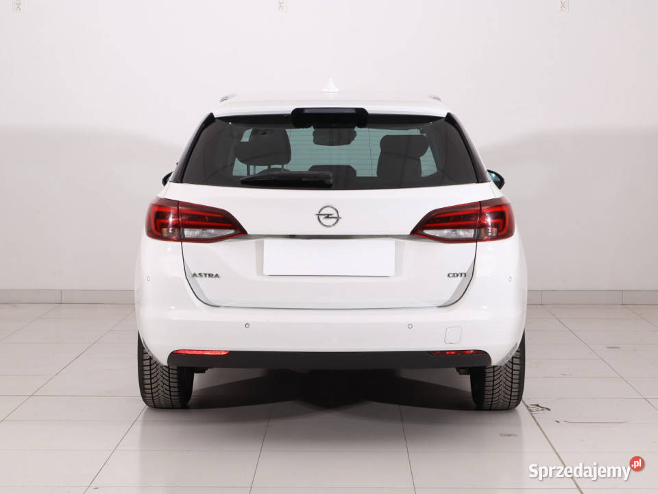 Opel Astra 16 CDTI Kombi Piaseczno