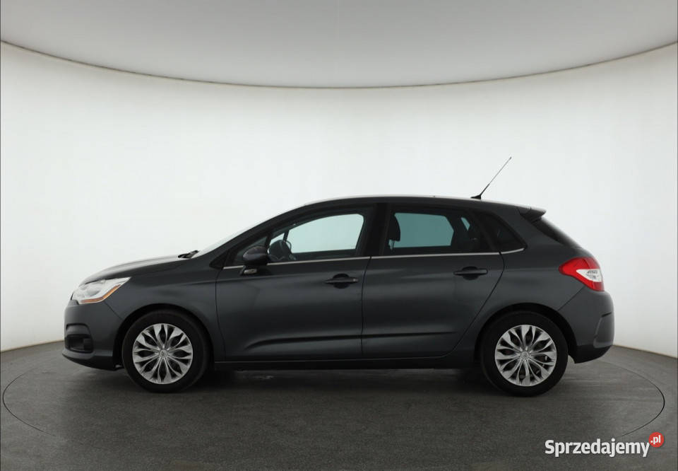 Citroen C4 16 VTi światła przeciwmgielne Piaseczno