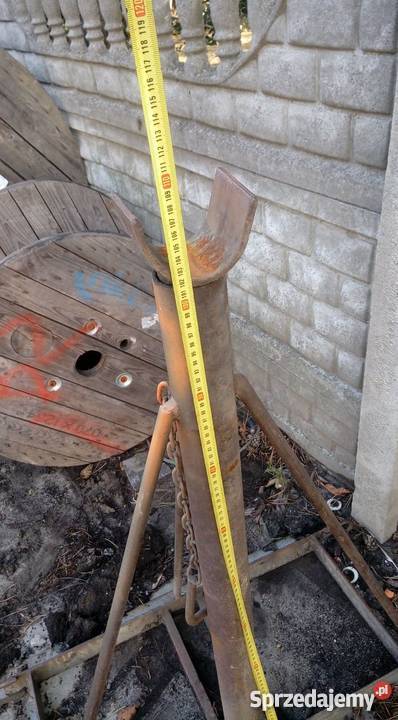 Stojaki kablowe podnośniki bębnów kablowych