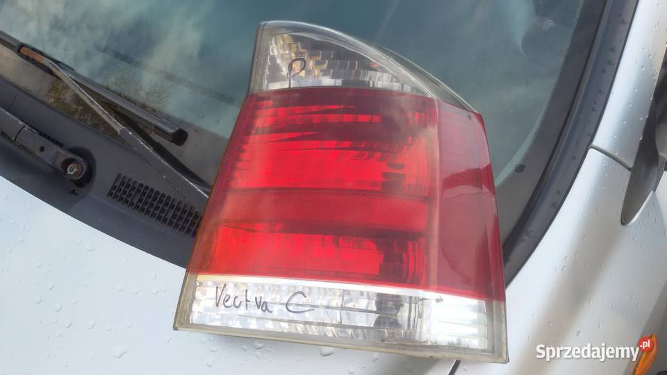 OPEL WEKTRA C LAPA TYLNA PRAWA Lampy tylne Elbląg