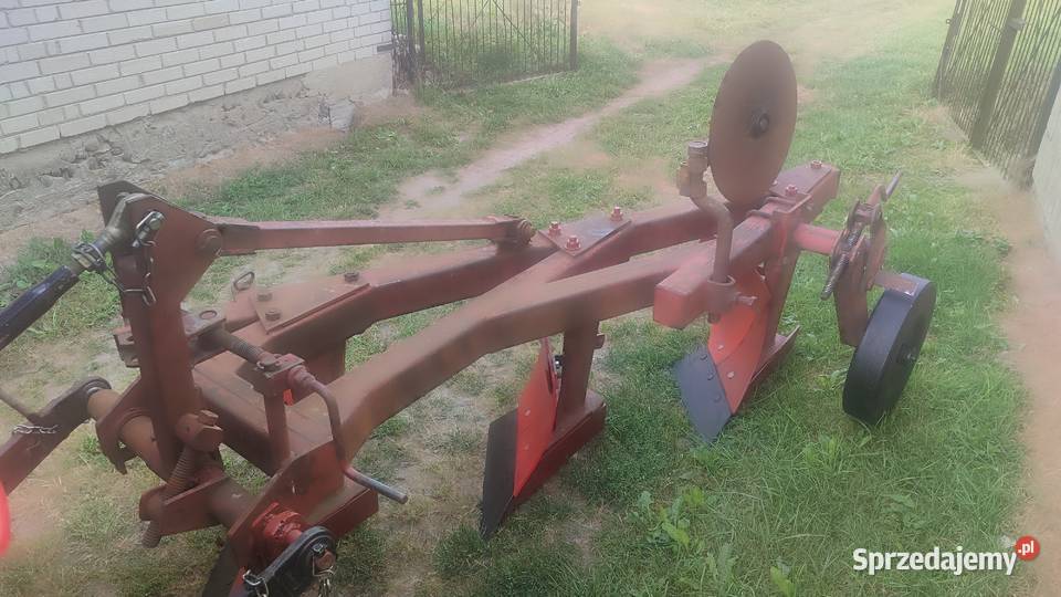 PŁug 3 skibowy Nowe elementy robocze Kultywator Pługi