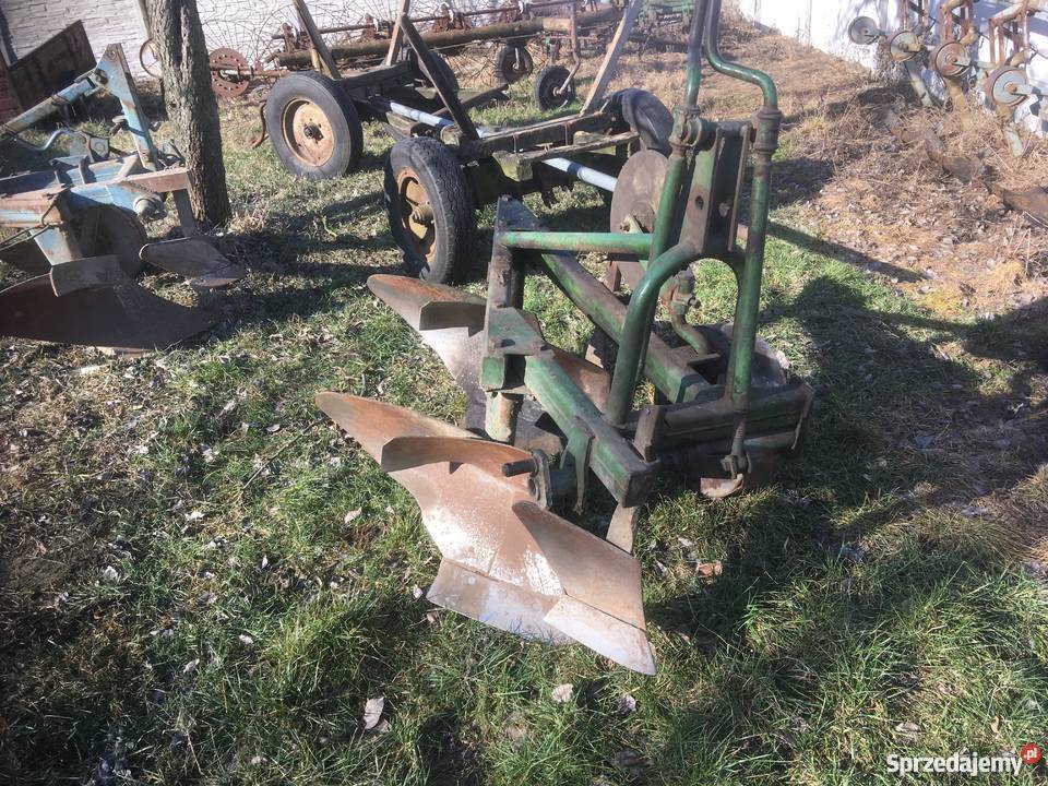 Pługi 2 Sobiesęki Pierwsze