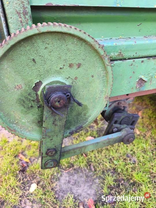 Rozrzutnik obornika agromet jednoosiowy stan