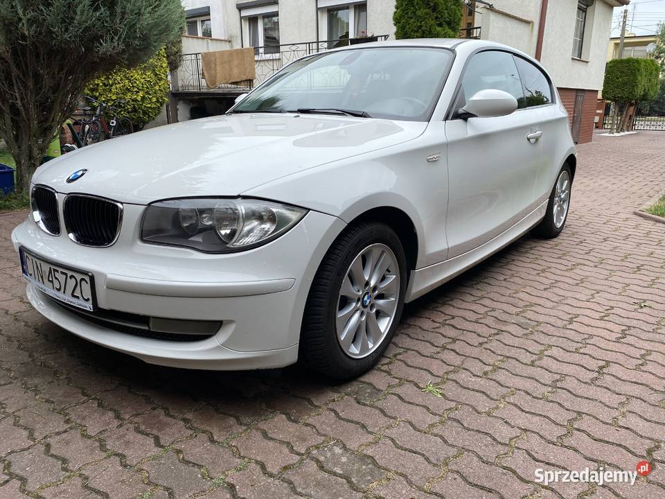 BMW SERIA 1 2010r