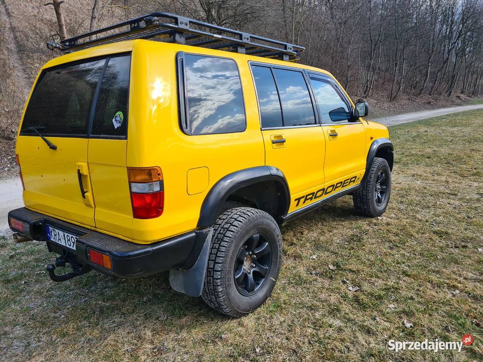 Isuzu trooper monterey 35v6 gaz automat małopolskie Michałowice