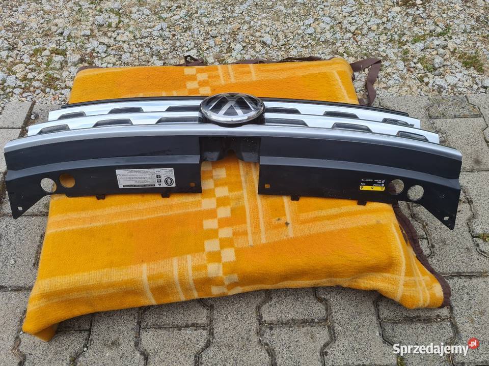 VW Tiguan 20162020 atrapagrill z logo VW i RLine Śrem sprzedam