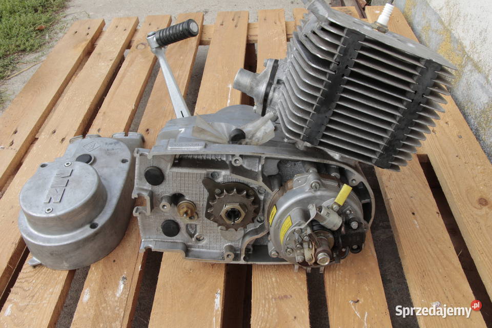 MZ ETZ 150 fabrycznie nowy silnik oryginalny DDR Silniki Bieżuń